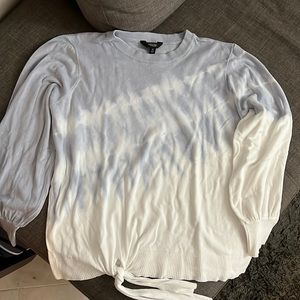 New never worn Vera Wang Sweater tie-dyed